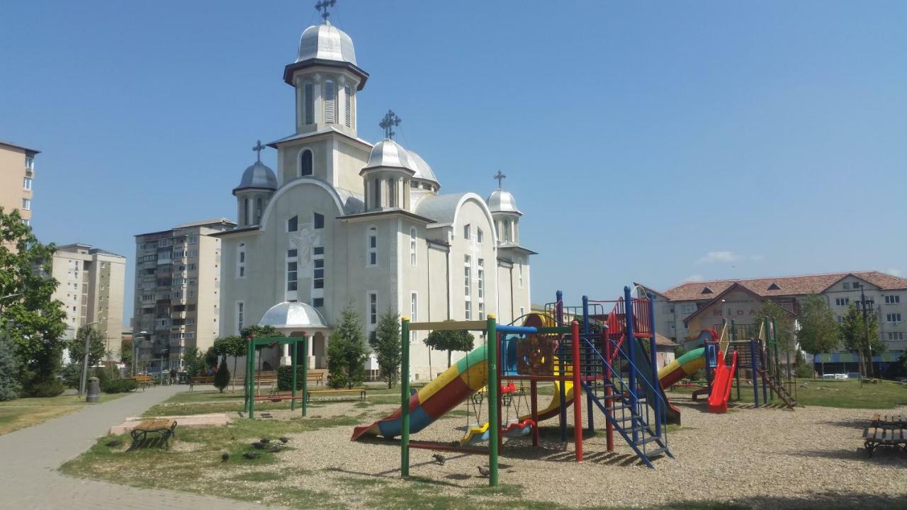 Sfanta Ecaterina - Garsoniera Alba Iulia Apartment Luaran gambar